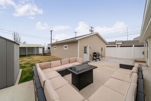 Terrace/patio - Mt Rushmore Duplex  Retreat (Rapid City)