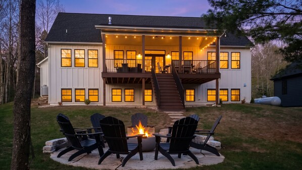 With the firepit and hot tub just steps apart, you have everything you need for a relaxing evening outdoors.