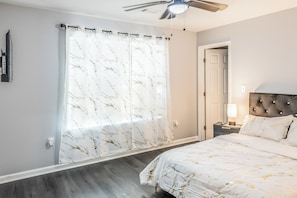 House - Lady G - Modern Comfort in Fairburn (Fairburn)