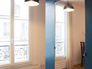 Interior - Bright 30m² near Père Lachaise, Paris (Paris)