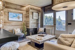 TV - Modern Jaillet Pearl: Newly Renovated (Megève)