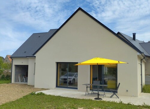 Family home of 85 m² with garden in Vierville