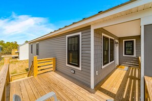 Terrace/patio - New, dog-friendly 3BR with deck & sound view (Kill Devil Hills)