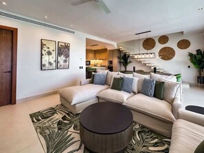 TV, offices - Fantastic new Penthouse w/ private rooftop and BBQ (Punta Cana)