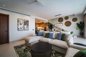 Living area - Fantastic new Penthouse w/ private rooftop and BBQ (Punta Cana)
