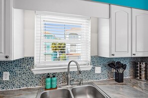 Casa, várias camas (The Salty Pelican) | Parte interna