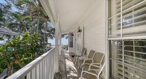 Balcony - Little Gull Cottages by Coolvacay (Longboat Key)