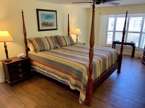 Grand Cottage, 4 Bedrooms, Balcony, Bay View | Free WiFi, bed sheets - Little Gull Cottages by Coolvacay (Longboat Key)