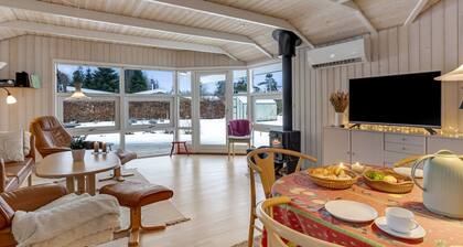 "Alexis" - 500m from the sea by Interhome