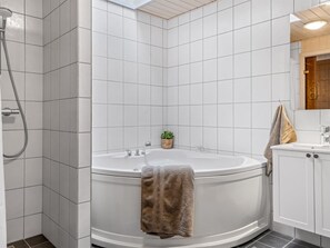 Bathroom - "Fridhild" - 450m from the sea by Interhome (Blokhus)