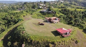 Exterior - La Loma: Cozy Retreat with Jacuzzi & Views (Cidra)