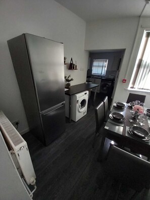 Interior - Cozy short-term house share near Anfield Stadium (Liverpool)