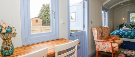1 bedroom, free WiFi, individually decorated, individually furnished