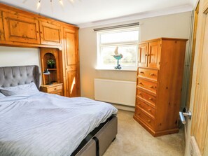 2 bedrooms, individually decorated, individually furnished, free WiFi - The Bothy (Leek)
