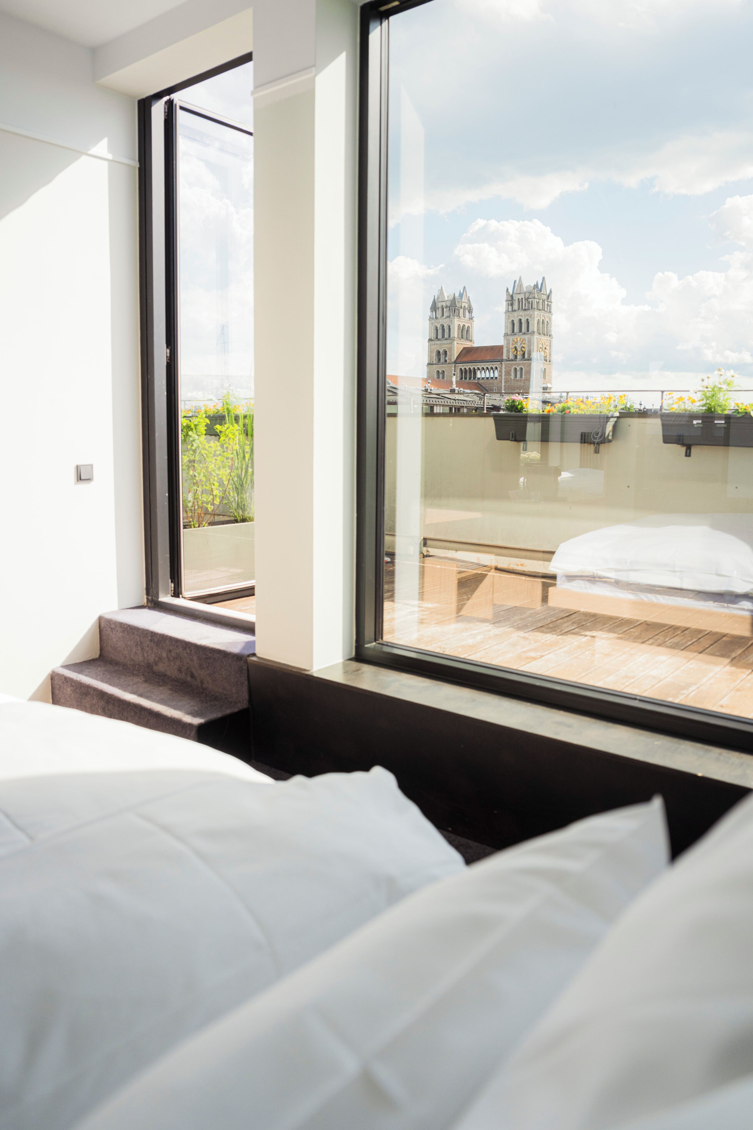 Premium Penthouse