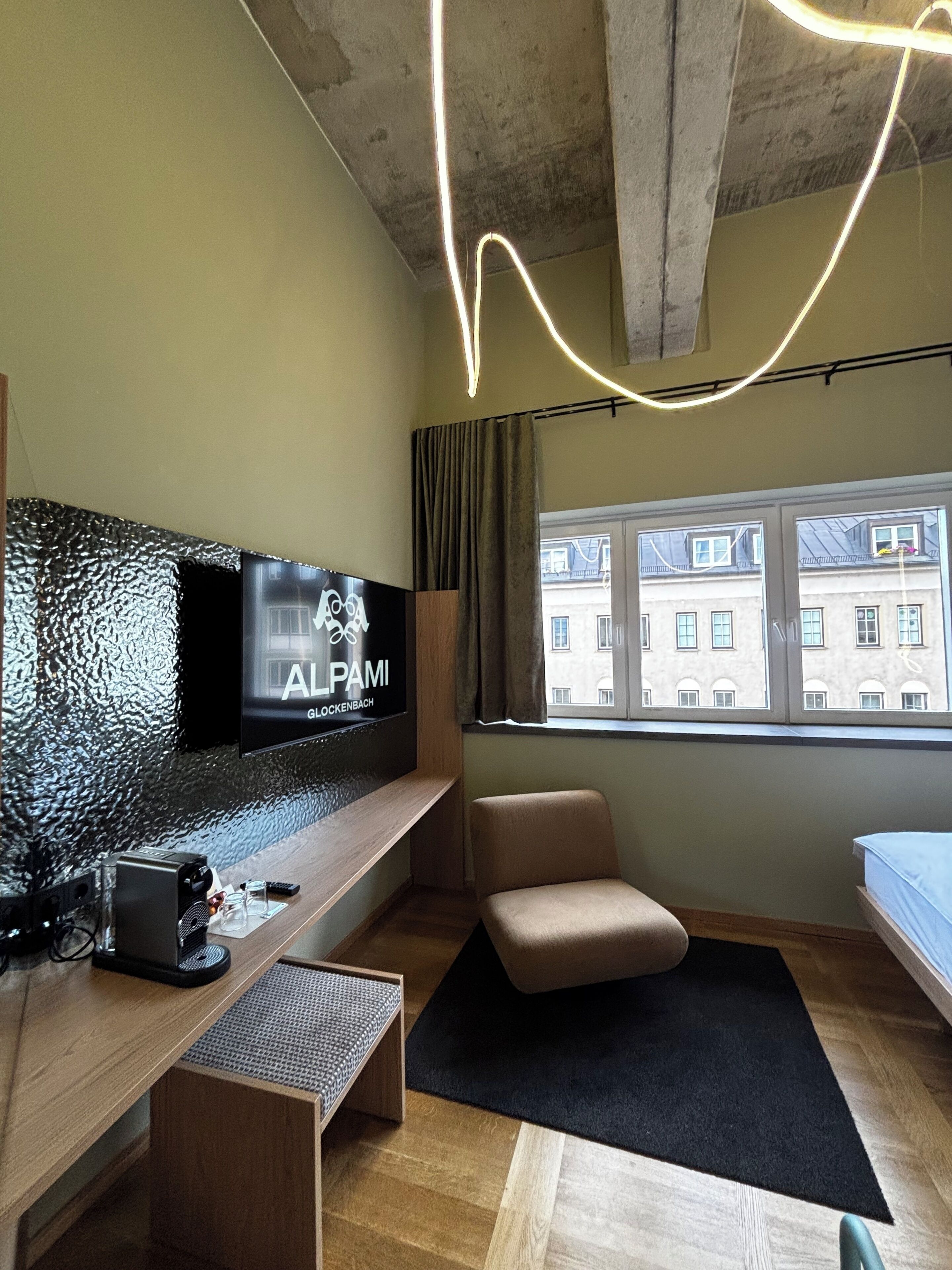 Deluxe-Doppelzimmer | Schreibtisch, laptopgeeigneter Arbeitsplatz, kostenloses WLAN