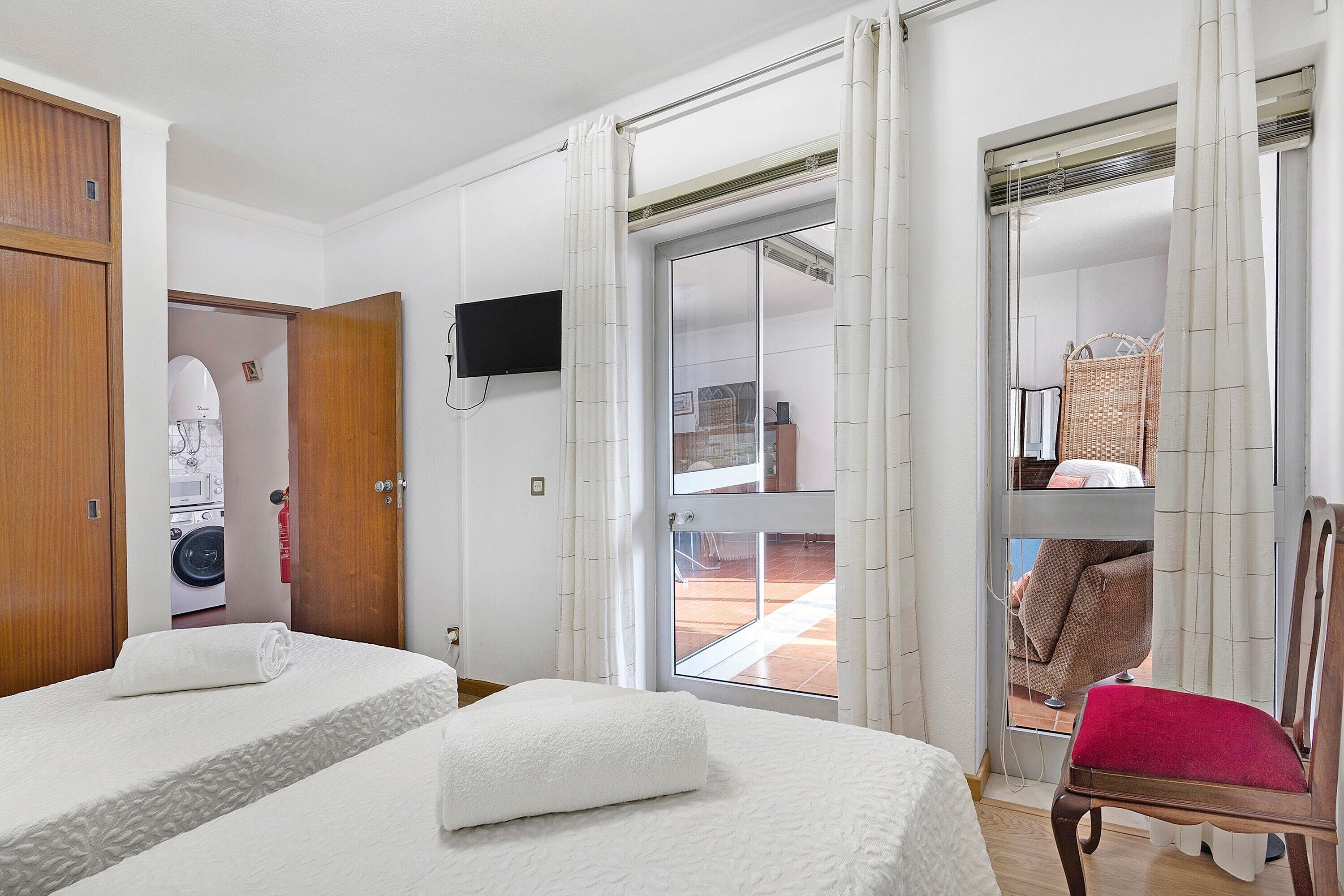 1 bedroom, iron/ironing board, WiFi, bed sheets
