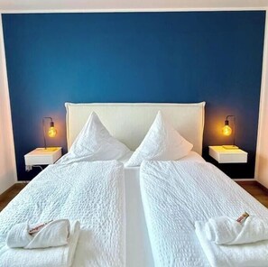 2 bedrooms, WiFi, bed sheets - Modern feel-good apartment with balcony & parking space - quiet and central in Borken (Borken)