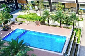 Outdoor pool - SKYHOME 02 GIUONG DOI A11 (Tan Binh)