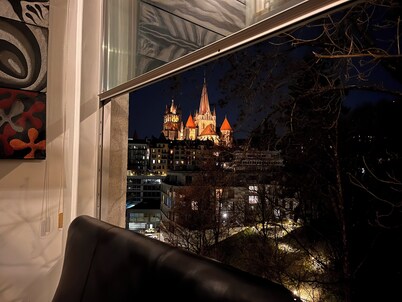 Luxury Duplex with Rooftop & Cathedral View – Central Lausanne