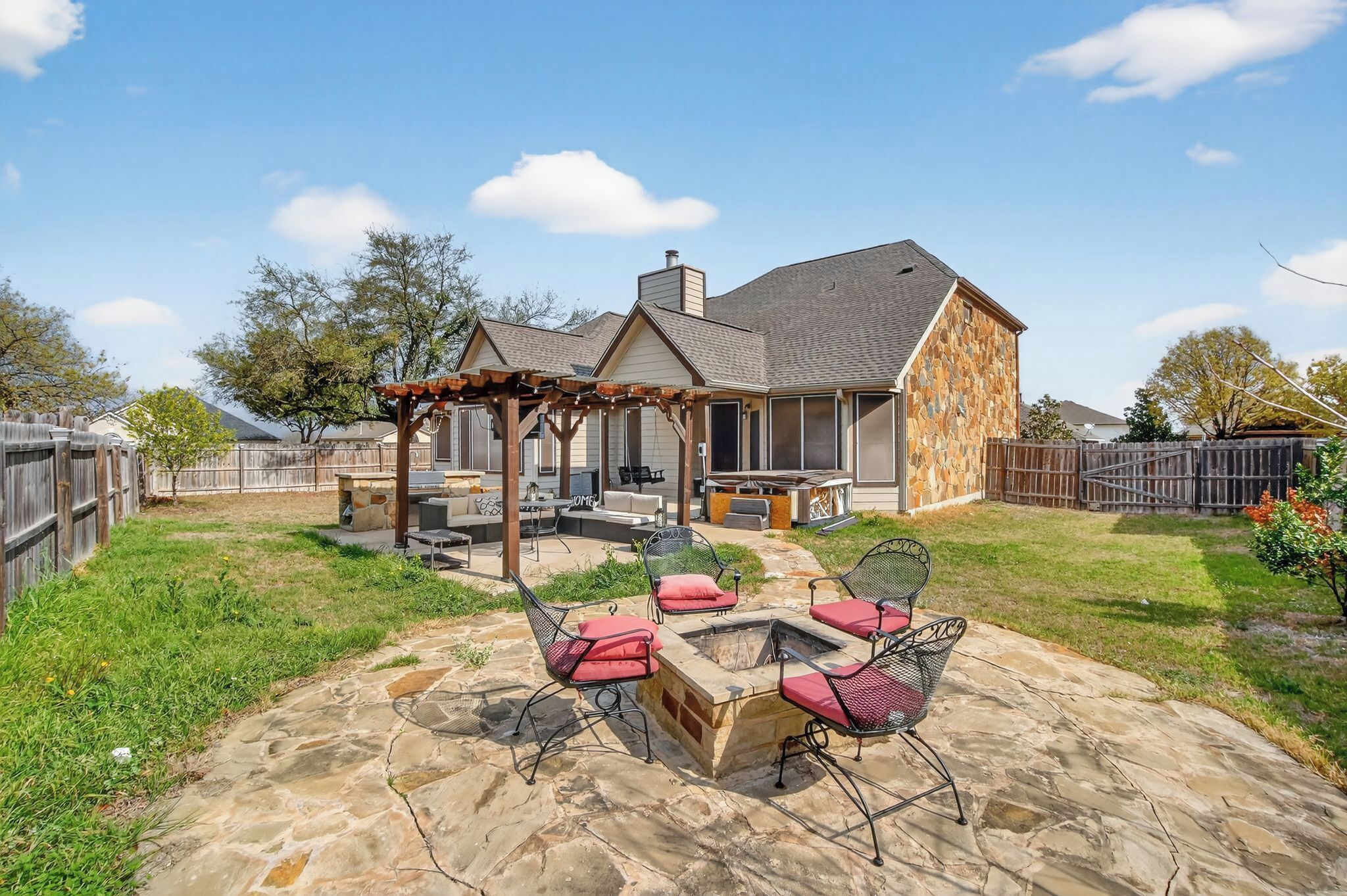 屋外ダイニングエリア