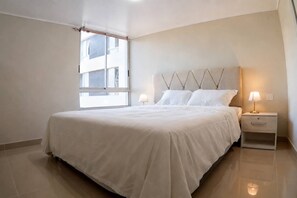 2 bedrooms, WiFi, bed sheets - Urbano Plus 1504 · Bello 2BR para 8 | Vista Circuito Magico + Piscina (Lima)
