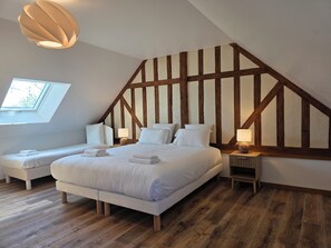 Room - Terre Adélie • 300 sqm | 6 bedrooms | Sauna | 6 min Honfleur (Équemauville)