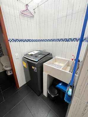 Interior - NICE AND COMFORTABLE APARTMENT 10 MINUTES FROM THE AIRPORT (Bogotá, D.C.)