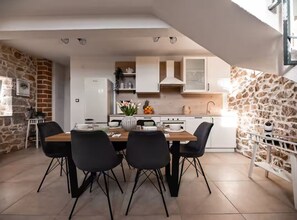 House (Two Bedroom Holiday Home) | Private kitchen - La Felicita (Zemunik Donji)