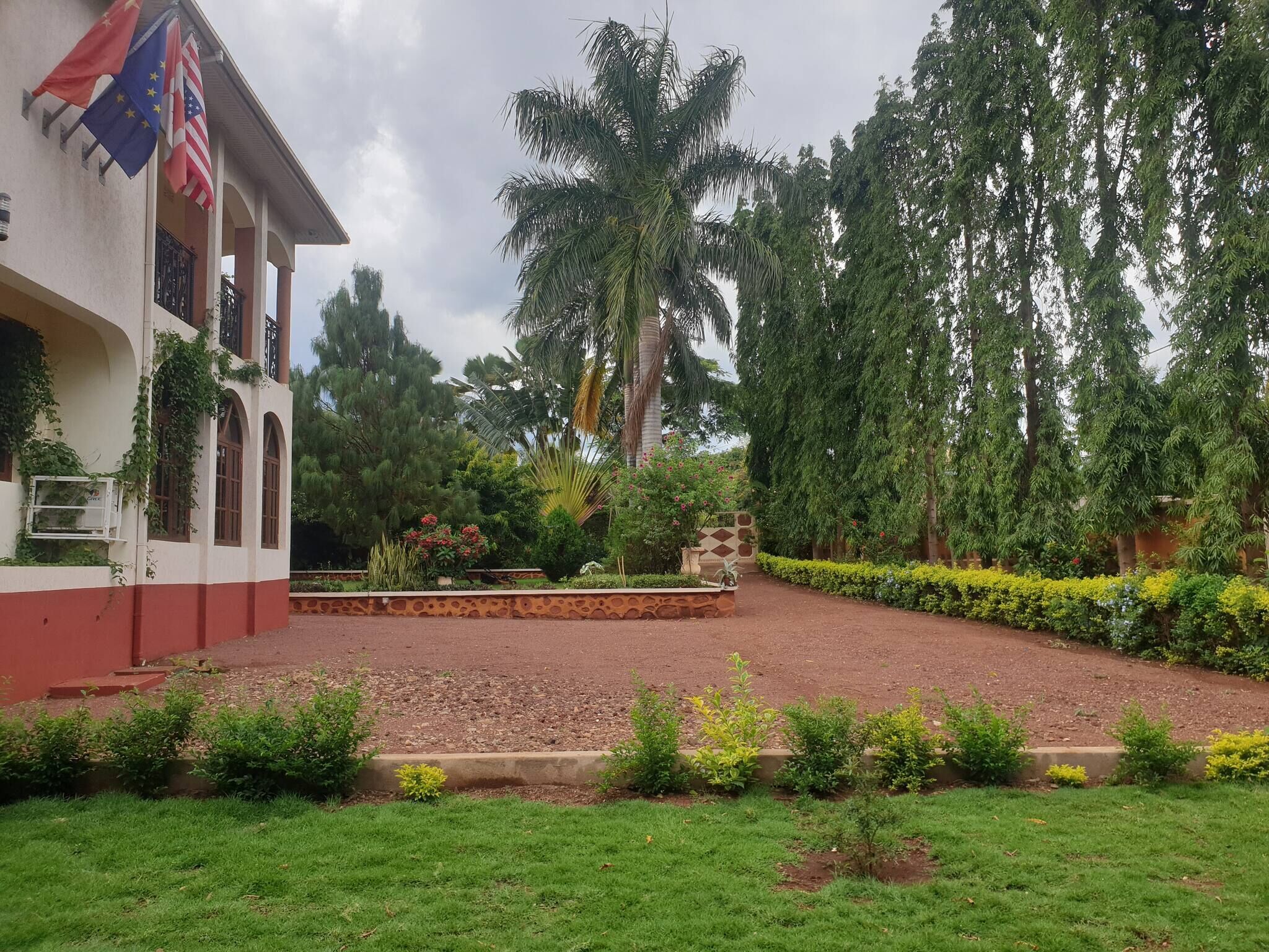 Room, 6 Bedrooms, Smoking, Balcony | Property grounds