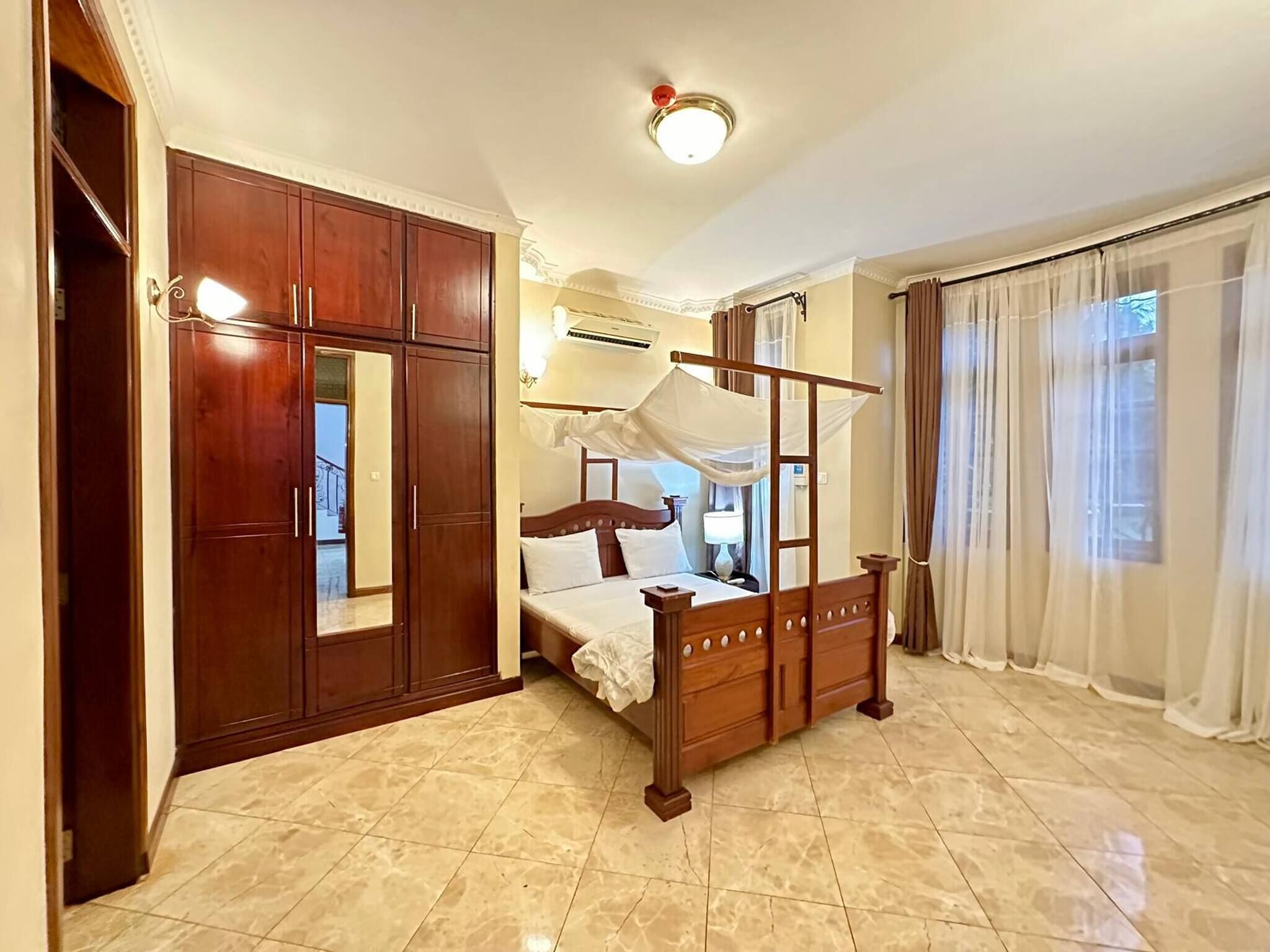 Room, 6 Bedrooms, Smoking, Balcony