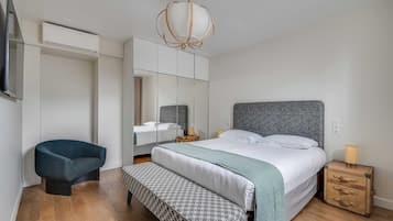 Apartment | 1 bedroom, laptop workspace, iron/ironing board, bed sheets