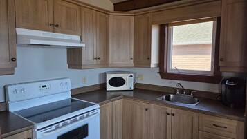 Chalet, Sea View | Private kitchen