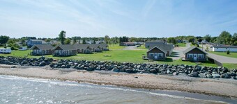 Motel & Chalets l'Acadien sur mer