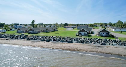 Motel & Chalets l'Acadien sur mer