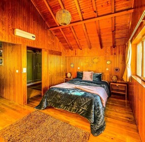 Room - Serena's House - 1st line of the beach (Vila Chã)