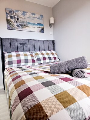 2 Schlafzimmer, Bügeleisen/Bügelbrett, WLAN, Bettwäsche