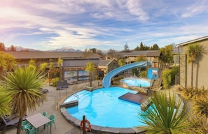 Pool - Lovely Studio Apartment at the Club Wyndham resort in delightful Wānaka (Wānaka)
