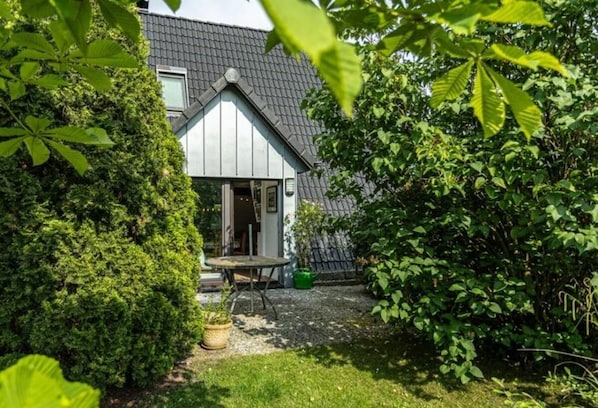 Exterior - Vrbo Property (Hüde)