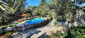 Pool - Vrbo Property (Draguignan)