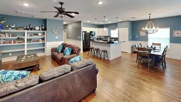 House, 3 Bedrooms (Feather) | Property amenity