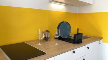 Micro-ondes, plaque de cuisson