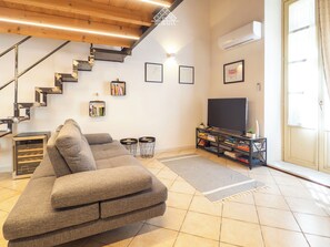 Smart TV - Los Marineros - Morada (Cagliari)