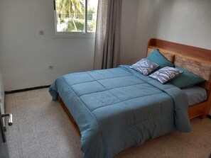 Room - Apartment T2 zone 4 - Biétry (Abidjan)