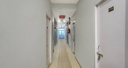 Classic Hotel Four Square