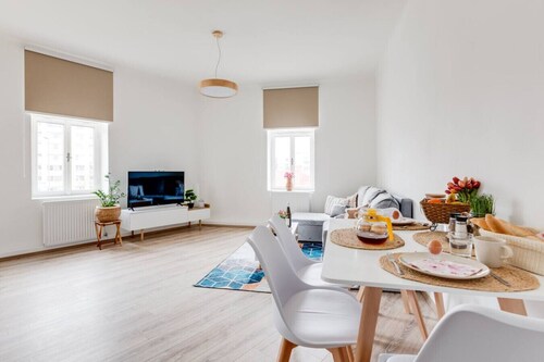 Modern, bright and spacious apartment