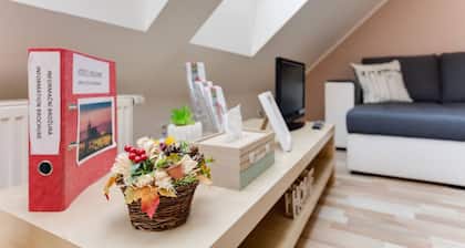 Jane`s Attic Apartment, easy access to centre