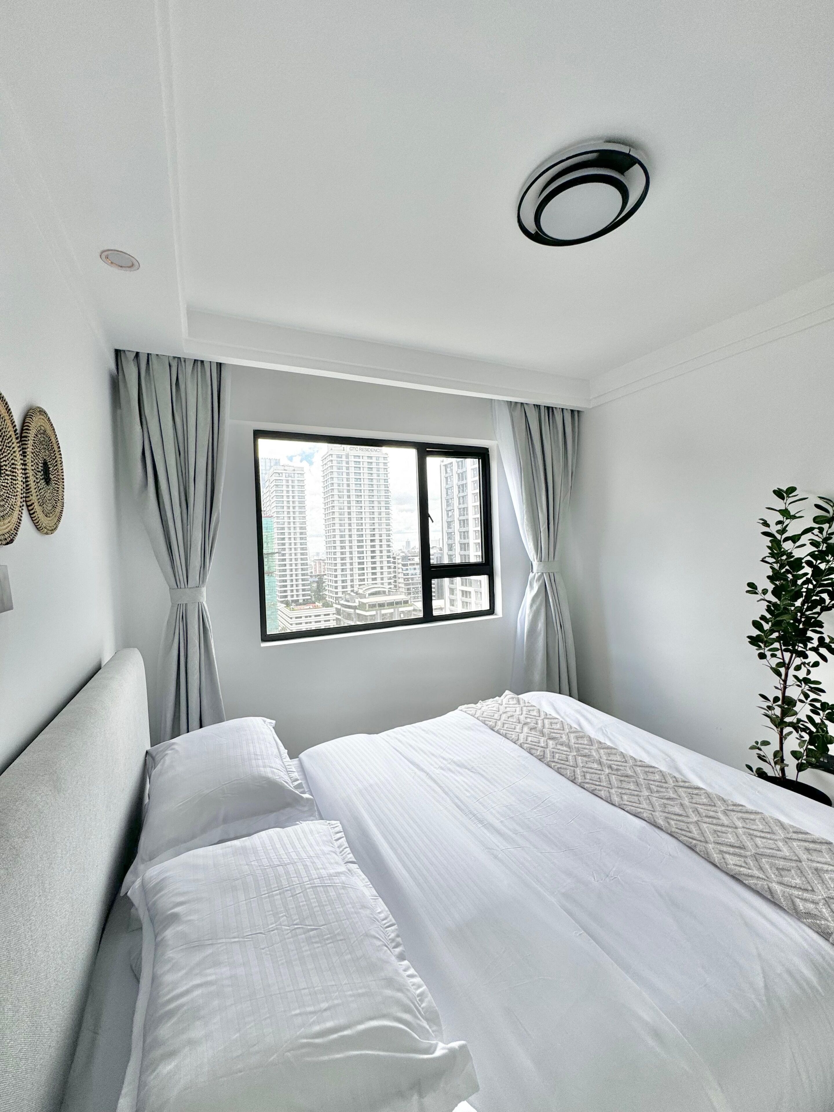 Deluxe-Apartment, Stadtblick | Verdunkelungsvorhänge, kostenloses WLAN
