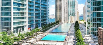 Icon Brickell Luxe Stays by IliosRentals