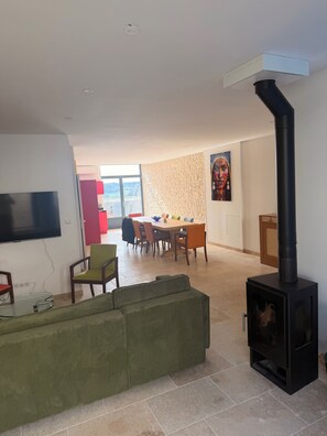 Living area - Air-conditioned house with terrace and elevator (Lauzerte)